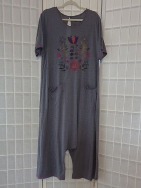NATURAL LIFE Nomad Jumpsuit Gray Tee with Pink Stitching